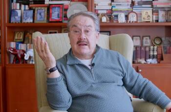 Pedrito Sola llama "nacos" a jugadores de Pumas tras ser objeto de sus burlas