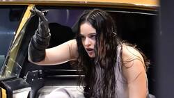 Rosalía causa furor presentándose en el desfile de Louis Vuitton de la Semana de la Moda Masculina