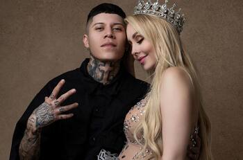 Maya Nazor, novia de Santa Fe Klan, presume su pancita de embarazo en sus redes