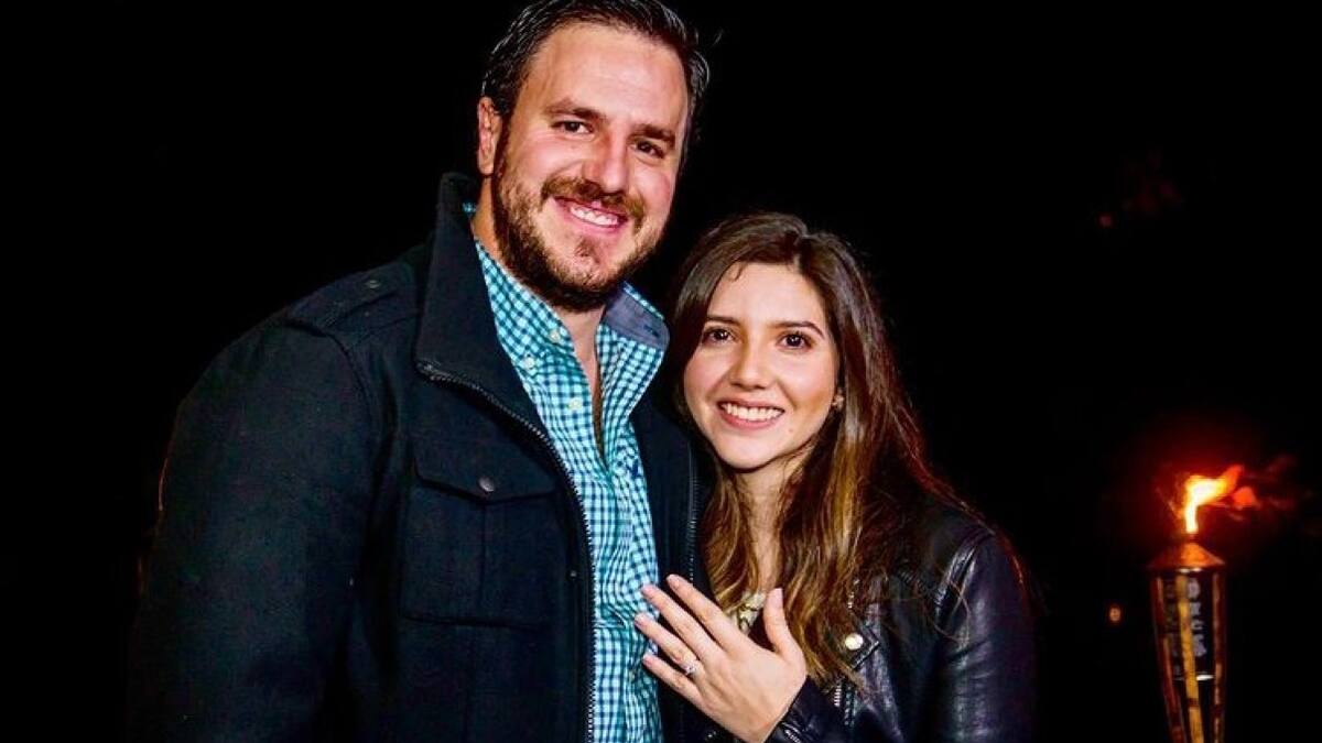 Hija de Jorge Muñiz anuncia su compromiso en redes sociales