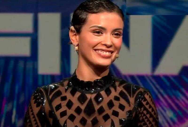 Constanza Capelli hizo mención en el Día de San Valentín al amor sano que tanto falta por practicar.