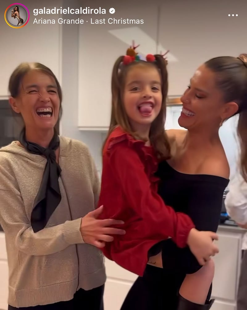 TiempoX te muestra distintas fotografías de famosos chileno celebrando esta festividad junto a sus seres queridos en sus mejores trajes.