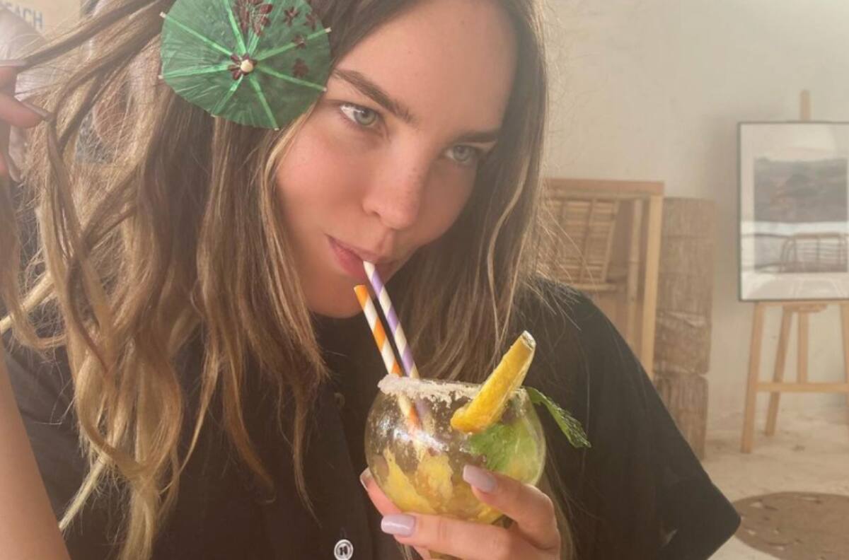 Belinda exhibe a meseras que “le hicieron el feo”: "Nos vieron como si fuéramos alienígenas"