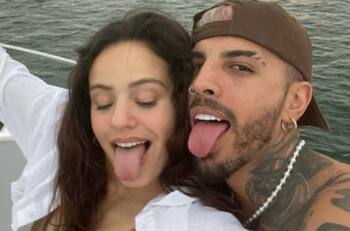 Rauw Alejandro revela que está “enchulado, enamorado” de Rosalía, ¿habrá boda?