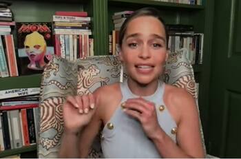 Emilia Clarke reveló que lloraba durante escenas íntimas con Jason Momoa en “Game Of Thrones”