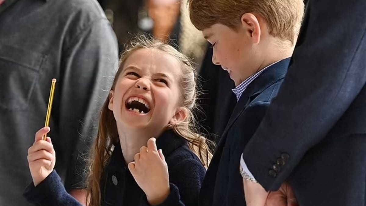 Princesa Charlotte derrocha simpatía en su primer compromiso real