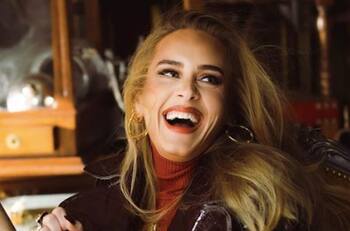 Adele sale enfiestada con su novio de la reunión de cumpleaños de Beyoncé