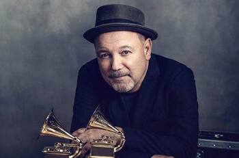 “El éxito no es de una sola persona”: Rubén Blades recibe homenaje en los Latin Grammy