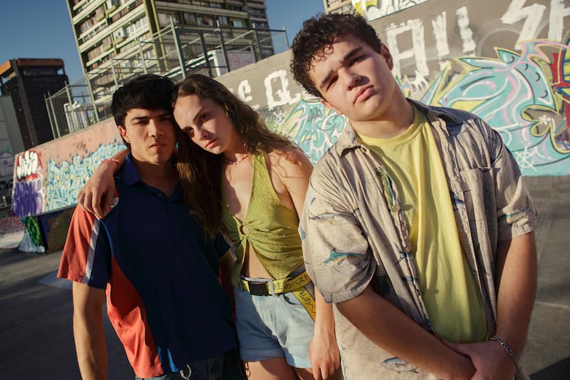 Lukas Vergara se reencontró con Mariana Loyola en "Baby Bandito".