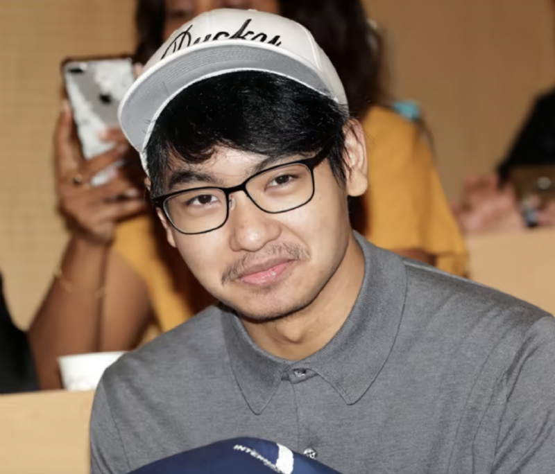 El hijo mayor de Angelina Jolie y Brad Pitt