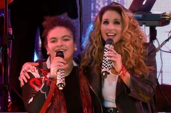 Lucero comparte una de sus fotos favoritas de viaje con Lucerito Mijares