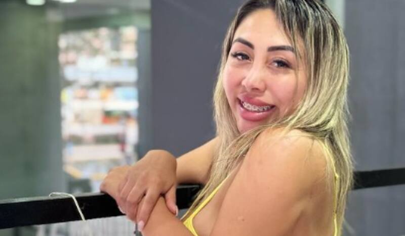 donó una casa a una pareja de abuelitos.