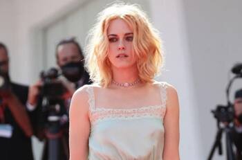 Kristen Stewart es ovacionada de pie en Venecia por su interpretación de Lady Di