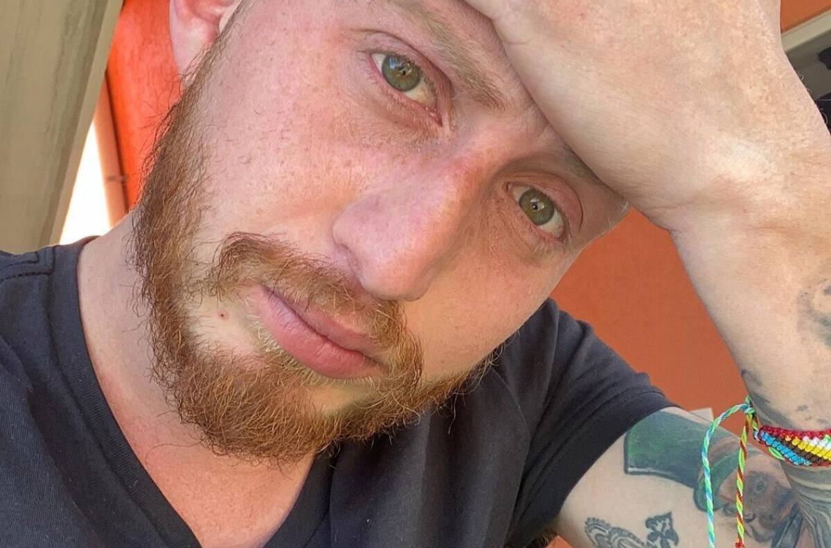 VIDEO: Mamá de Octavio Ocaña se hace su primer tatuaje en homenaje a su hijo