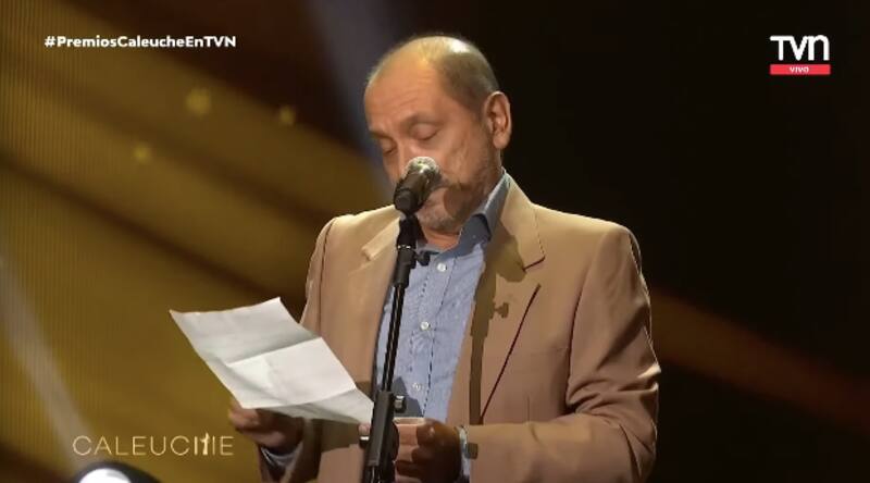 Fabrizio Copano se ausentó de la ceremonia y su papá leyó un discurso en su nombre.