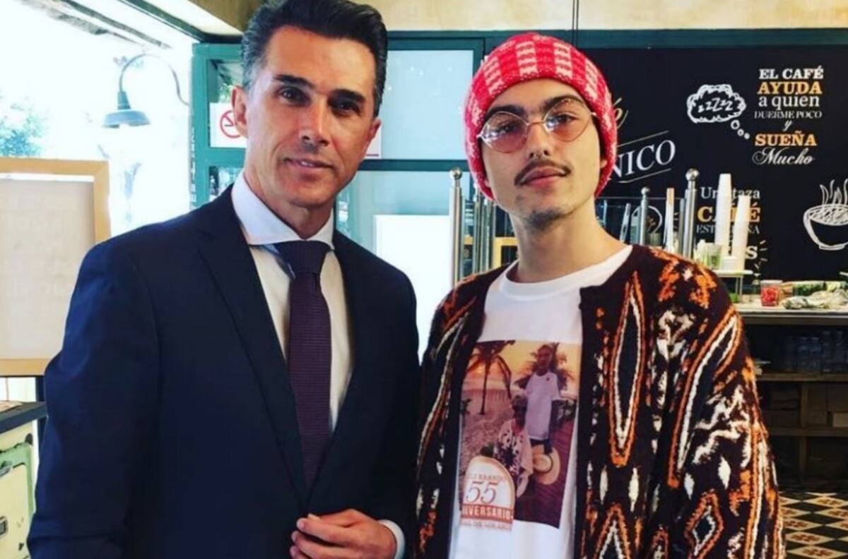 Sergio Mayer admite que se puso nervioso al ver a su hijo en las escenas de sexo de "Rebelde"
