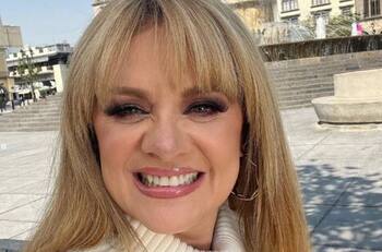 VIDEO: Erika Buenfil presume en TikTok que habla idioma alienígena y se hace viral