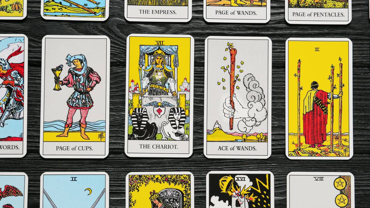 Tarot y estaciones: ¿Qué relación hay entre el Tarot, la Primavera y el otoño?