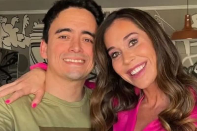 El odontólogo se lanzó contra la bailarina.