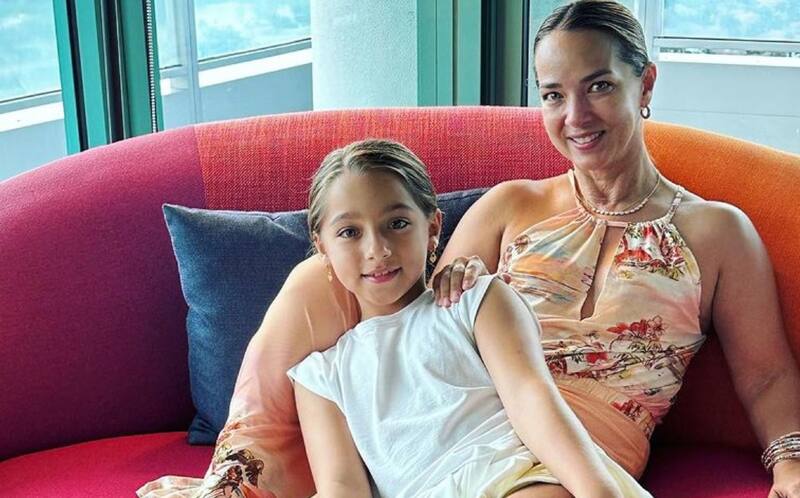 Madre e hija posaron durante sus vacaciones