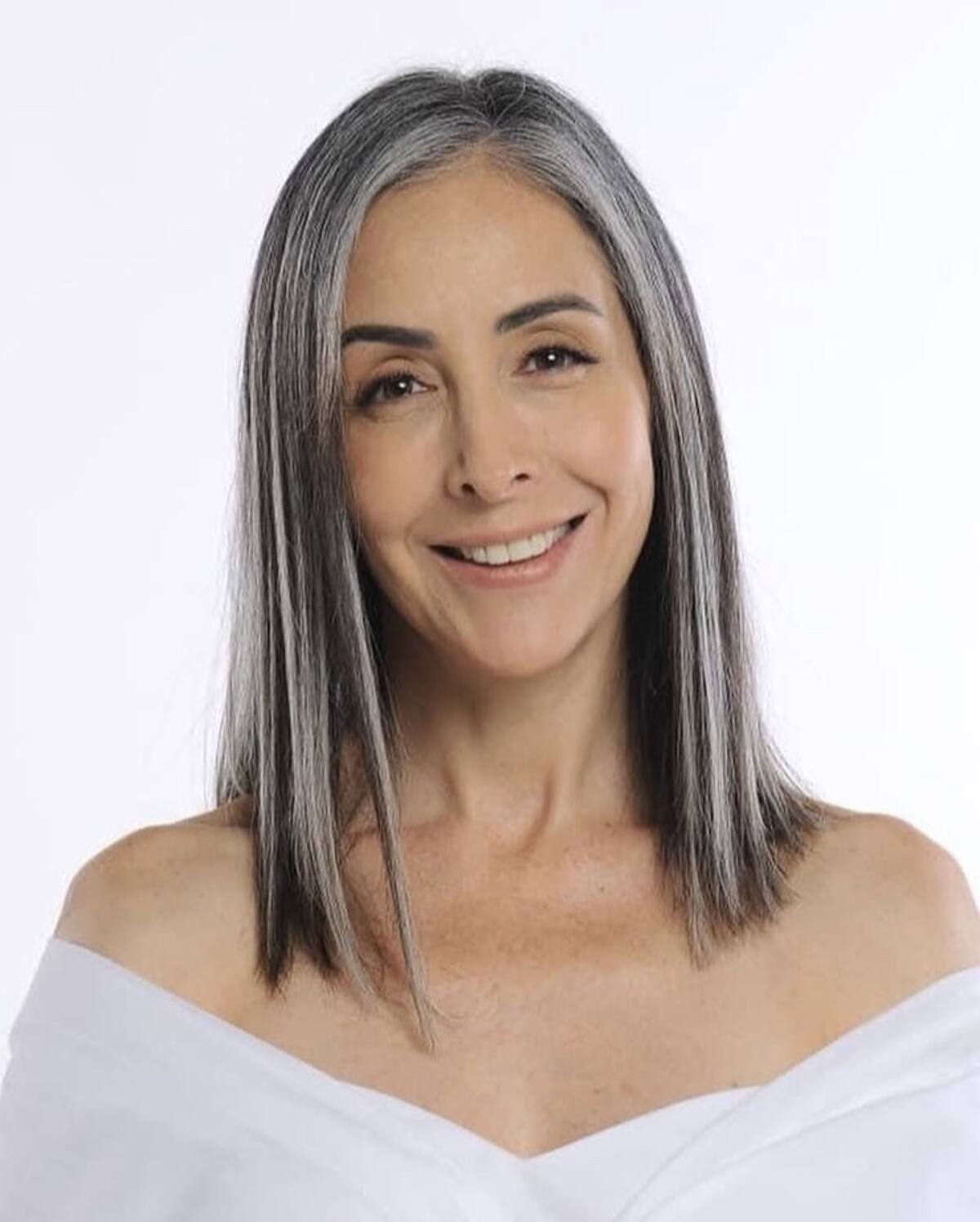 Adriana Lavat La actriz dice que Rafa Márquez la llamó vividora y conflictiva - Créditos: Instagram @adrianalavat