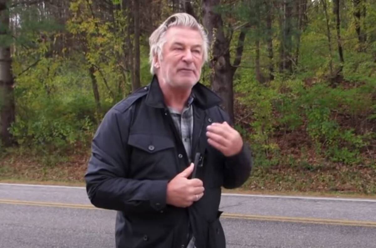 Alec Baldwin da sus primeras declaraciones tras matar accidentalmente a Halyna Hutchins