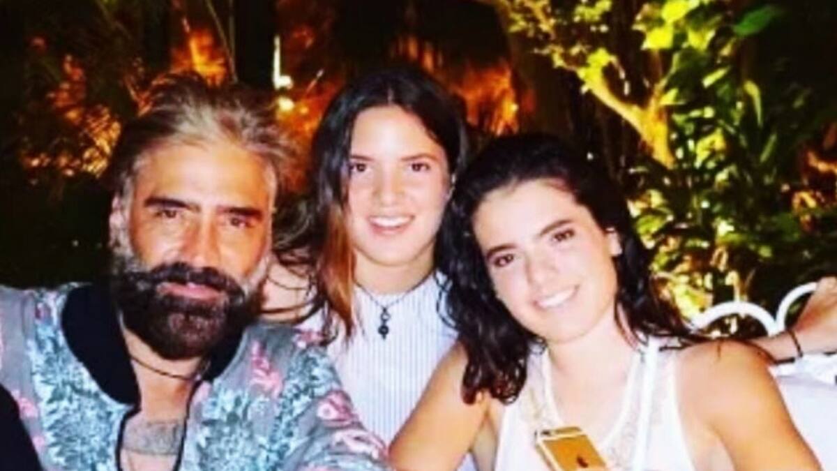 Alejandro Fernández celebra su cumpleaños 52 de original manera