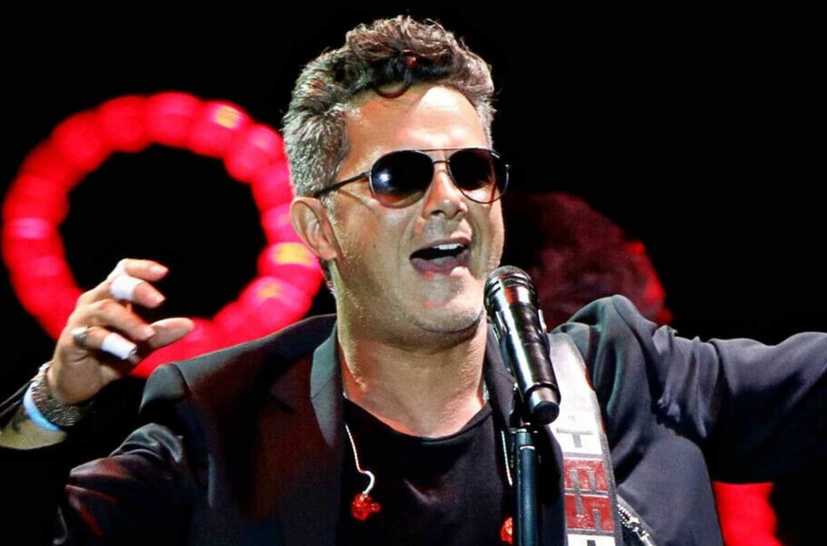 Alejandro Sanz estrena videoclip de "Bio" y anuncia nuevo disco