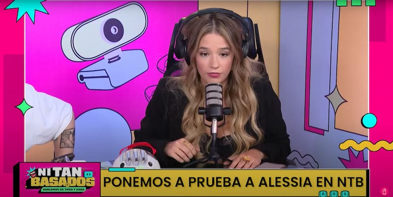 En “Ni Tan Basados”, la cantante también reveló qué pasó con el anillo que le regaló Bambino mientras estaban juntos.