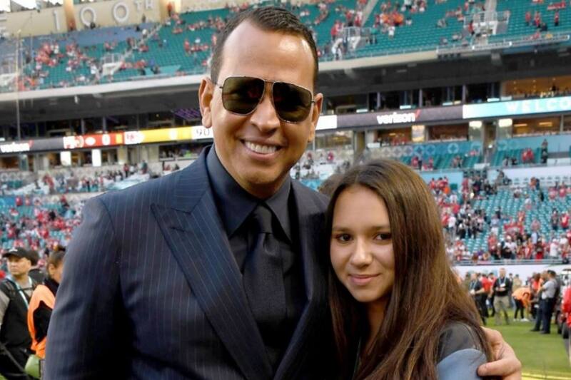 Alex Rodríguez  El ex beisbolista se mostró orgulloso del nuevo logro de su hija Tashi  - Créditos: Instagram