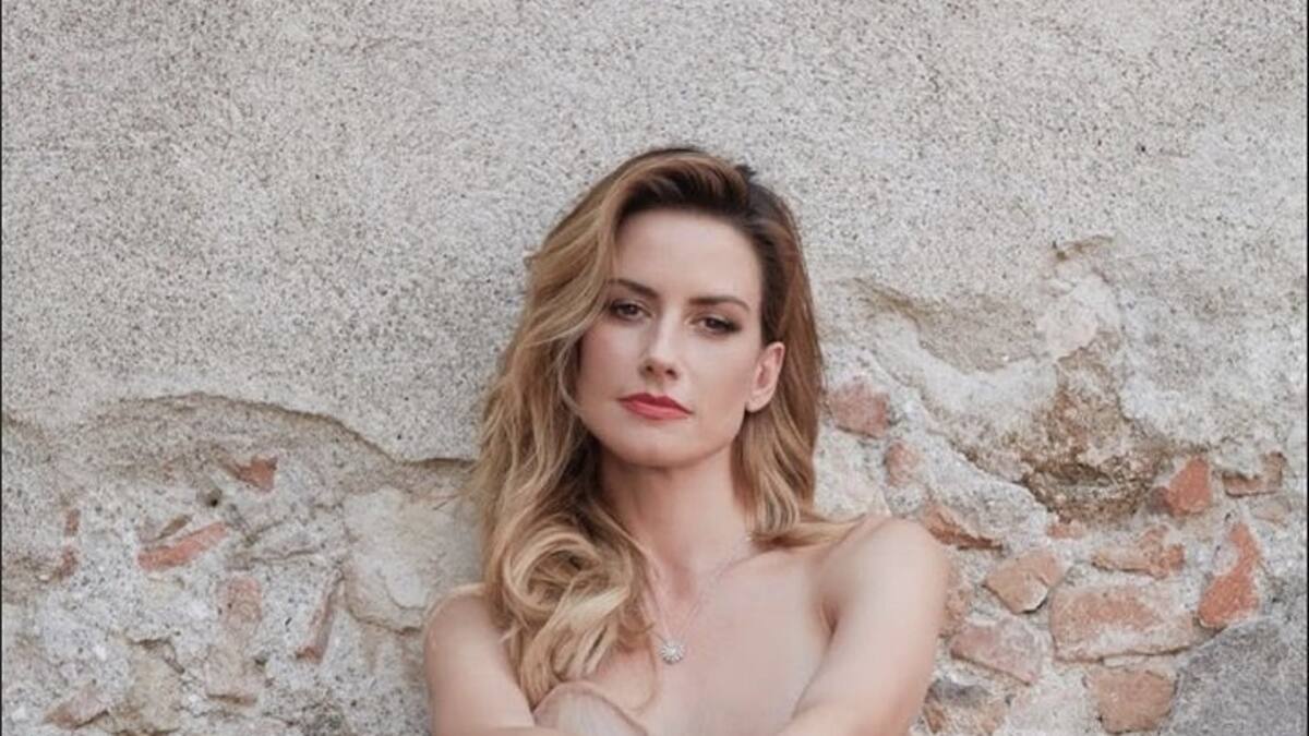 Marido de Altair Jarabo le lleva 20 años, pero a ella no le importan las críticas