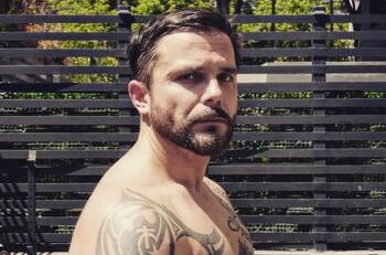 “Aún sueño con mi familia, aún uso la argolla”: La sentida reflexión de Álvaro Ballero a cuatro meses de su separación