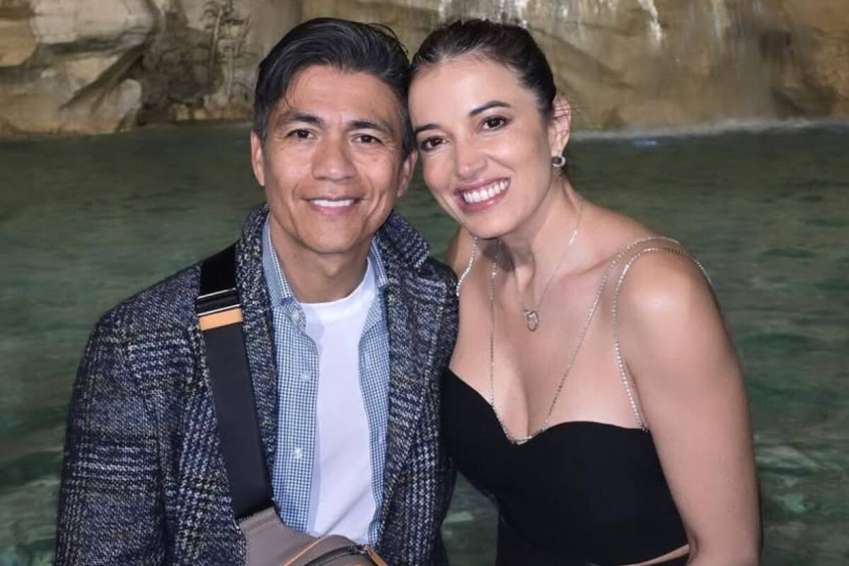 Coronel Valverde lanzó ácido chiste sobre la expareja.