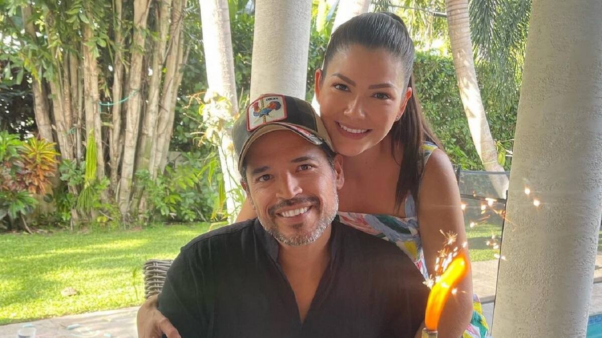 Ana Patricia Gámez celebró el cumpleaños de su marido con mariachis y la participación de Karla Martínez