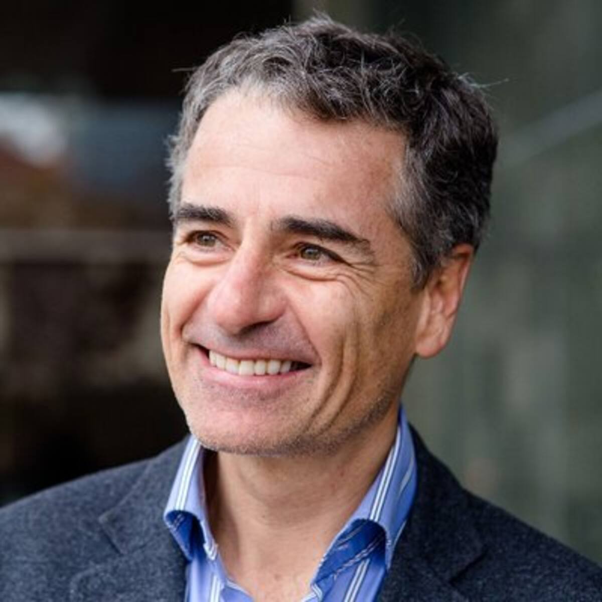 Andrés Velasco es el amor platónico de Helhue Sukni. Créditos: Instagram