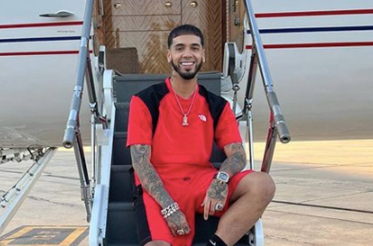 Anuel AA comparte primeras fotos con la hija que no reconocía y le llueven criticas