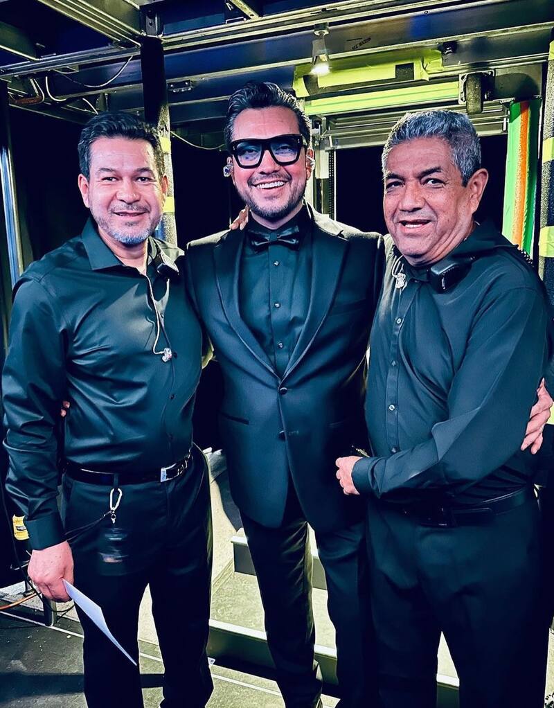 Arnoldo Duarte (a la derecha en la foto) trabajó por más de 40 años con Luis Miguel.