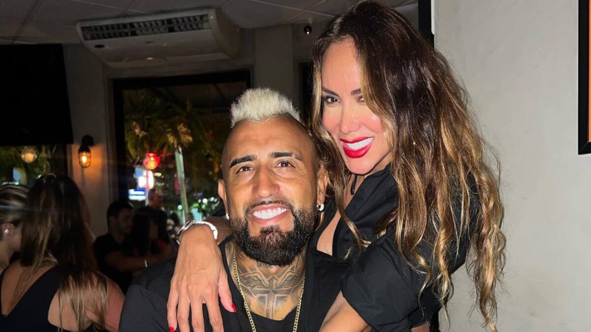 FOTOS | Así fue la majestuosa fiesta de Año Nuevo de Arturo Vidal con Sonia Isaza