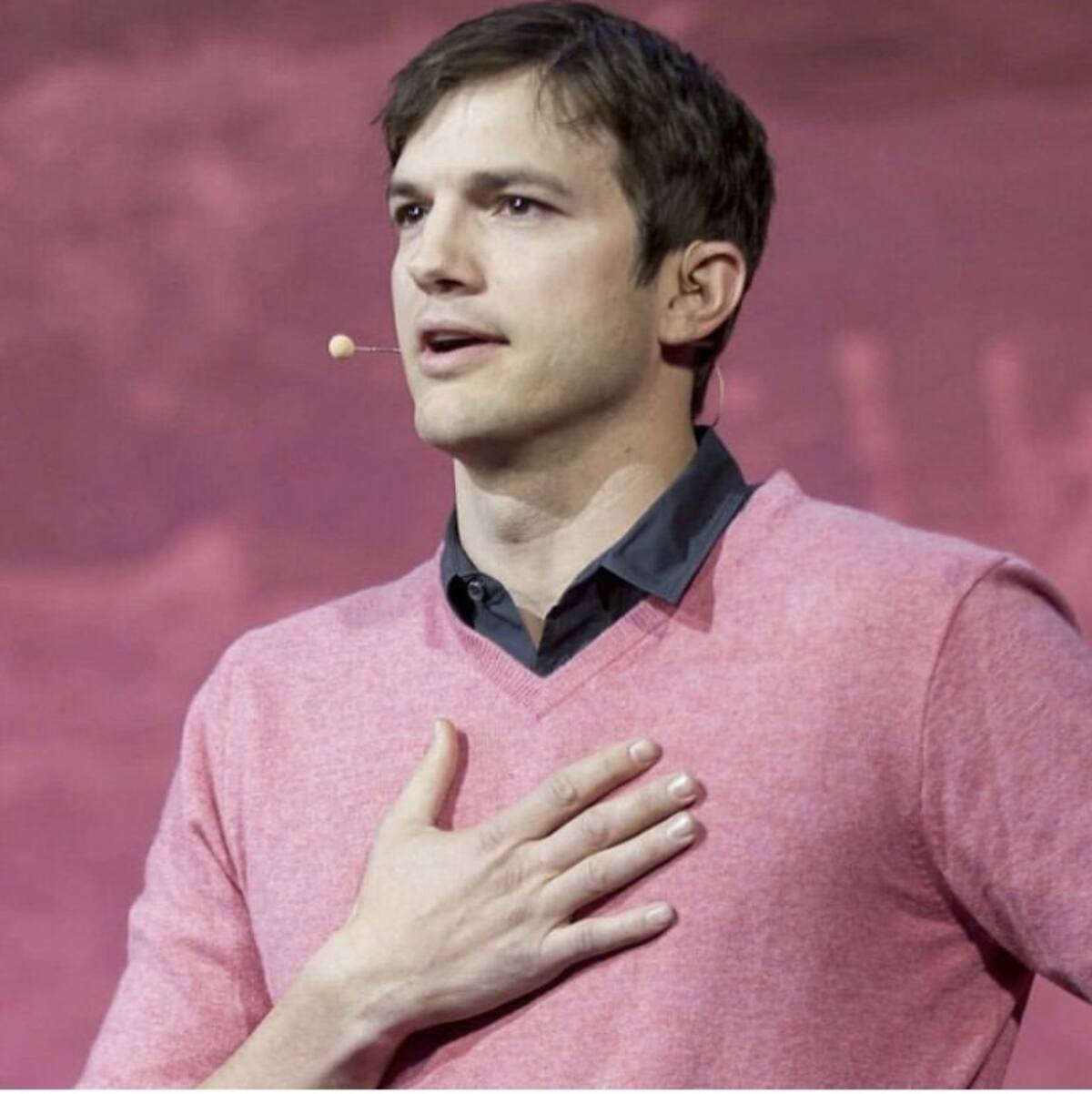 Ashton Kutcher No viajará al espacio - Créditos: Instagram @Ashton.kutcher.fans