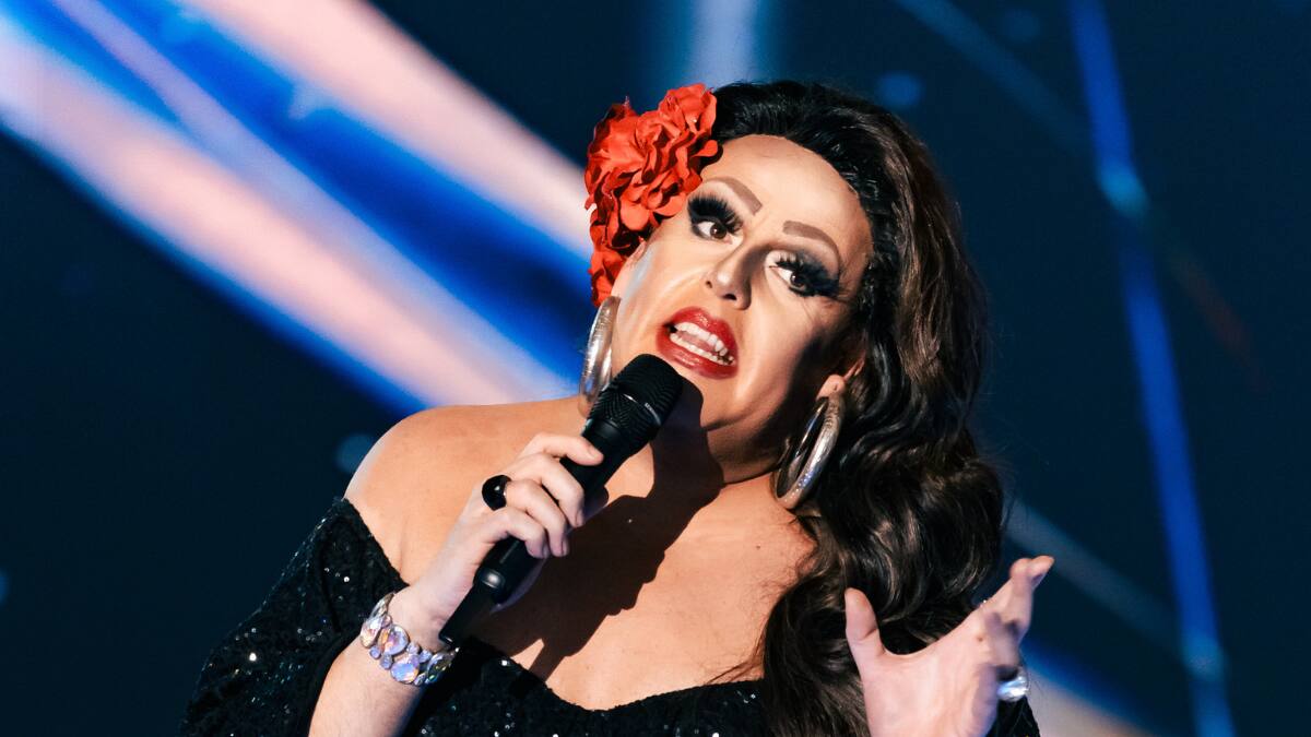 ¿Quién es Asskha Sumathra? La primera transformista que llegará a Viña 2026 tras ganar Coliseo