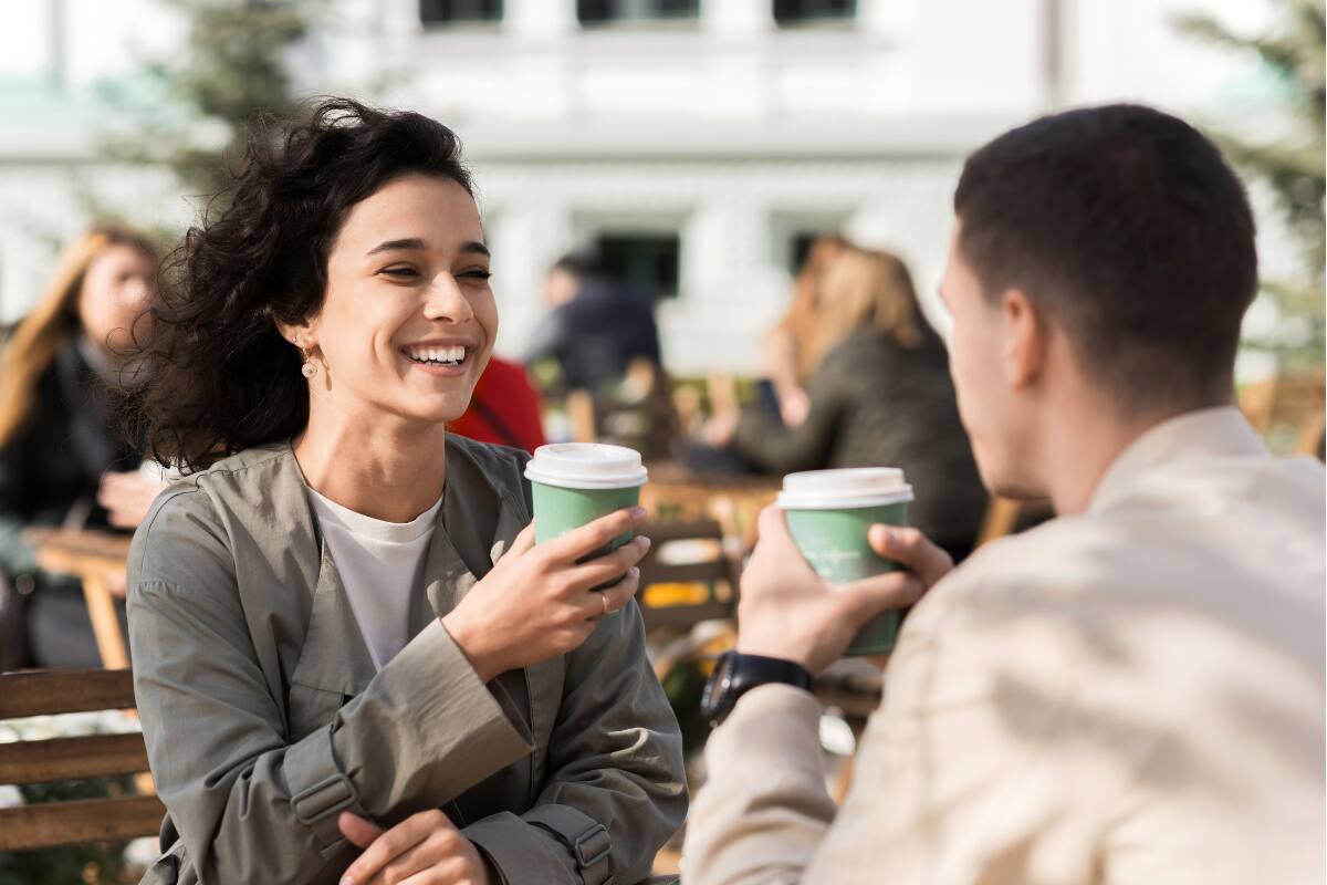 Estos son los 3 signos zodiacales que prefieren expresar su amor con palabras.
