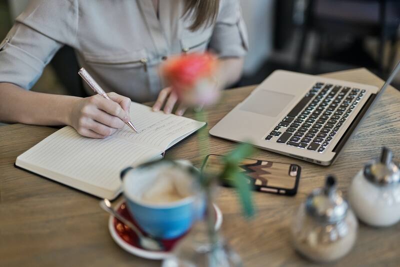 Astrología Estos son los signos zodiacales de quienes serían los mejores escritores. - Créditos: Pexels