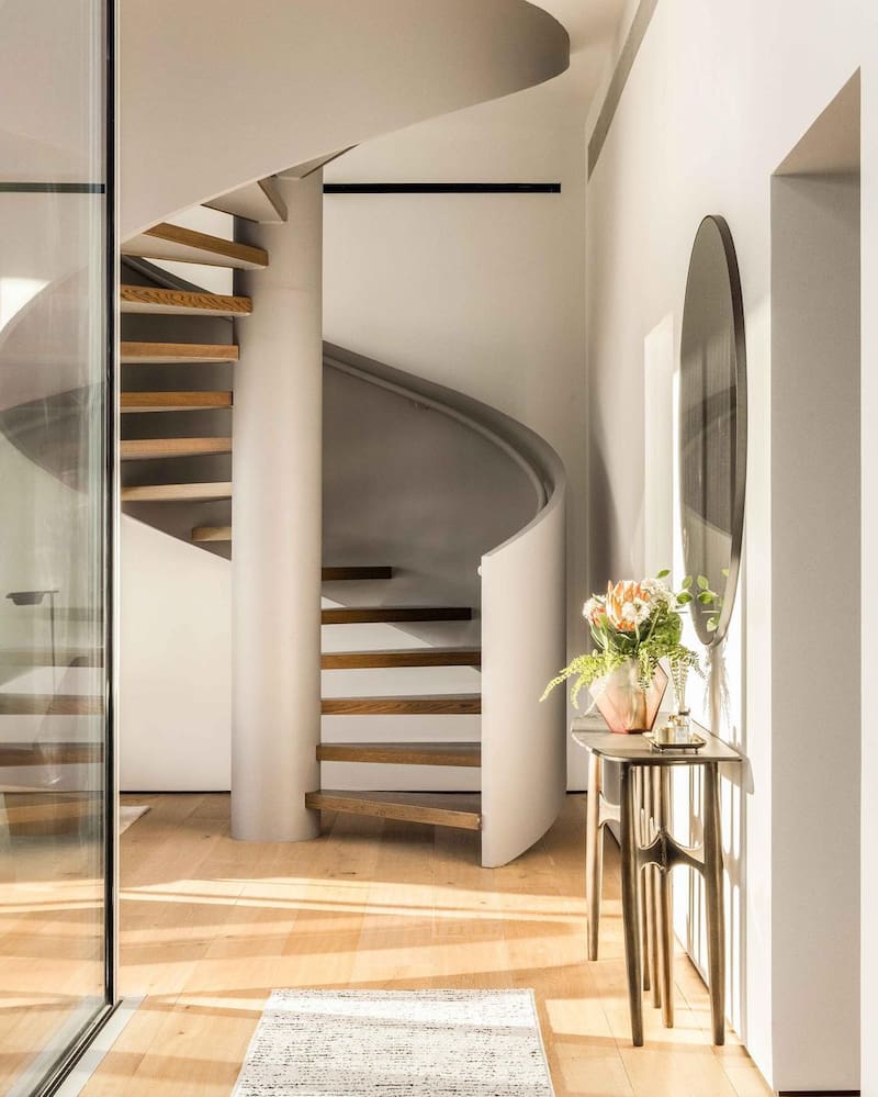 New York Post compartió más detalles y fotografías del lujoso penthouse que Bad Bunny y Kendall Jenner comparten desde que están juntos.