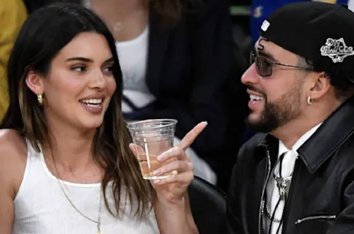 Kendall Jenner y Bad Bunny son captados muy románticos en concierto de Drake
