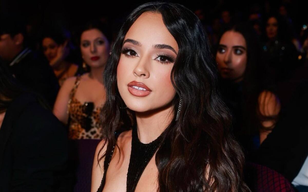 Becky G La cantante apareció en los iHeartRadio Music Awards - Créditos: Instagram @iheartradio