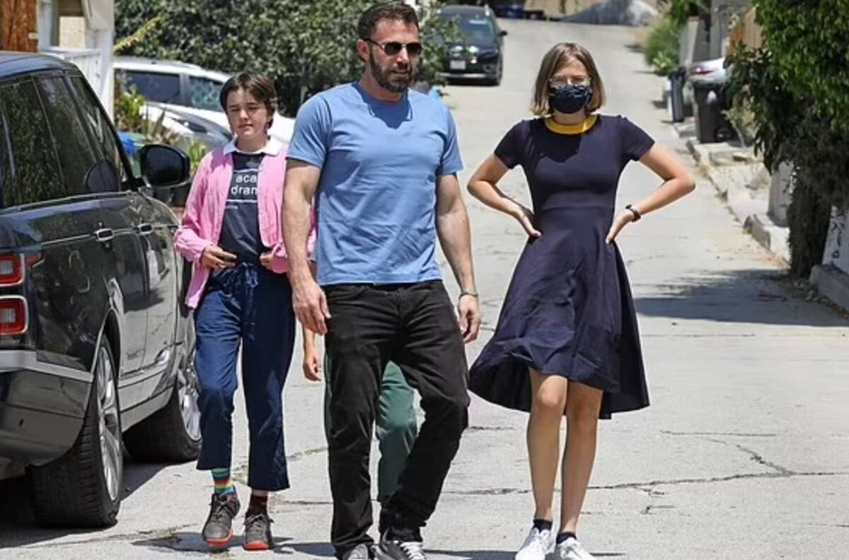 Ben Affleck, sin Jennifer Lopez, celebra su cumpleaños 49 en Los Ángeles