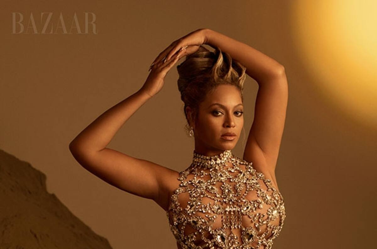 Beyoncé: Minivestido con plataformas como sólo ella sabe hacerlo