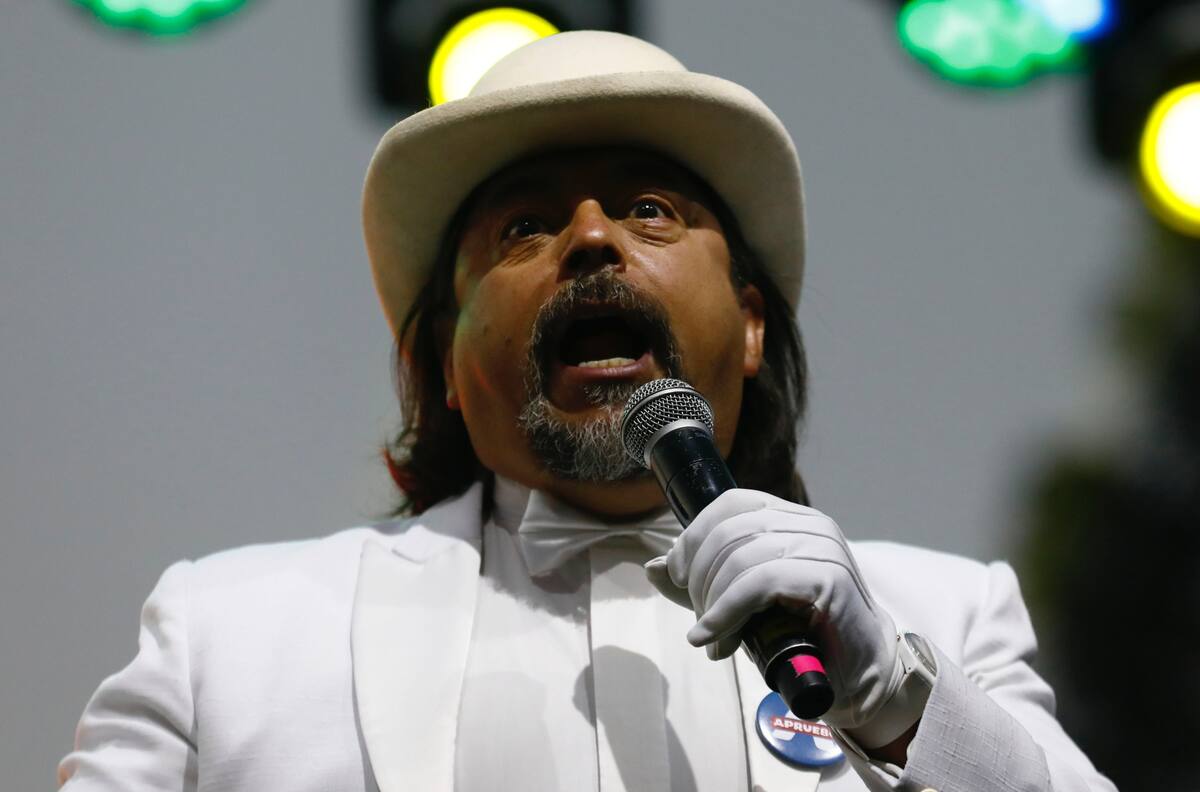 Bombo Fica repasa a Jara, Kast y Boric y se defiende: “Me adapto al modelo económico y cobro lo que creo es correcto”
