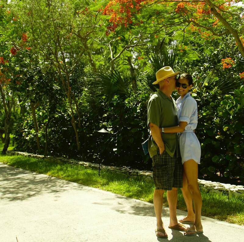 La mujer recibió el nuevo aniversario con románticas postales.