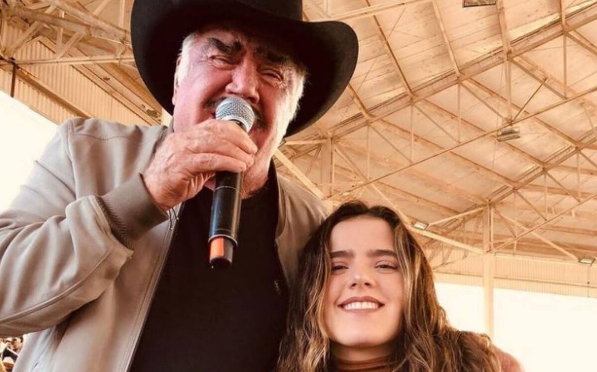 Camila Fernández La cantante habló de la salud de don Vicente Fernández - Créditos: Instagram: @camifdzoficial